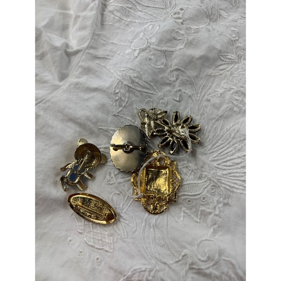 Lot of 5 Vintage‎ Enamel Brooches Teddy Bear Floral Lady Flower Ladybug - Picture 2 of 4